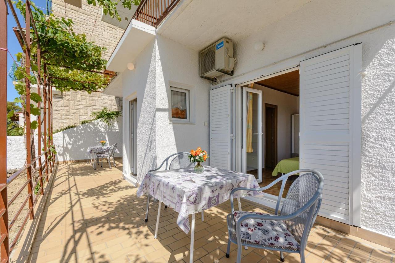 Rooms Sani Brela Exterior foto